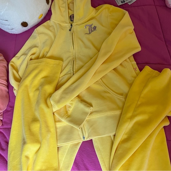 SOLD ON MY DEPOP - Picture 8 of 8